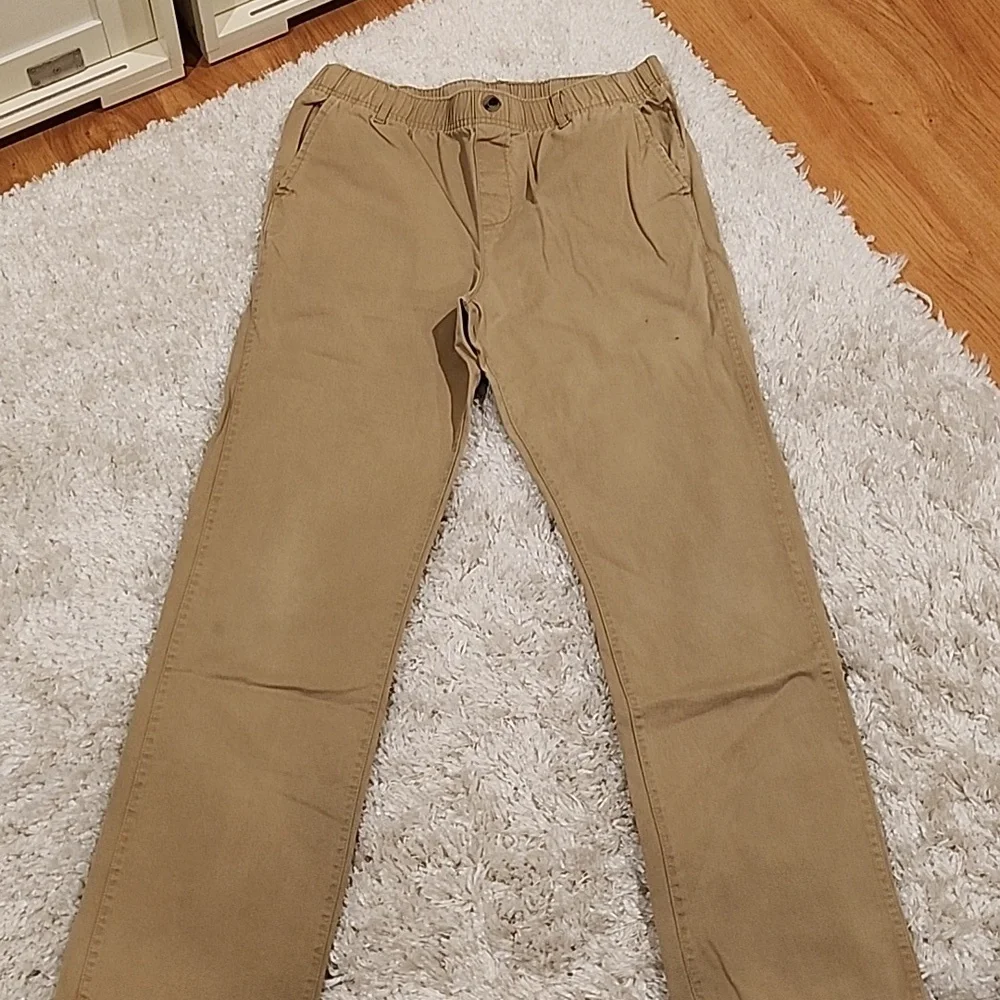 The children place uniform khaki size 18 mb3